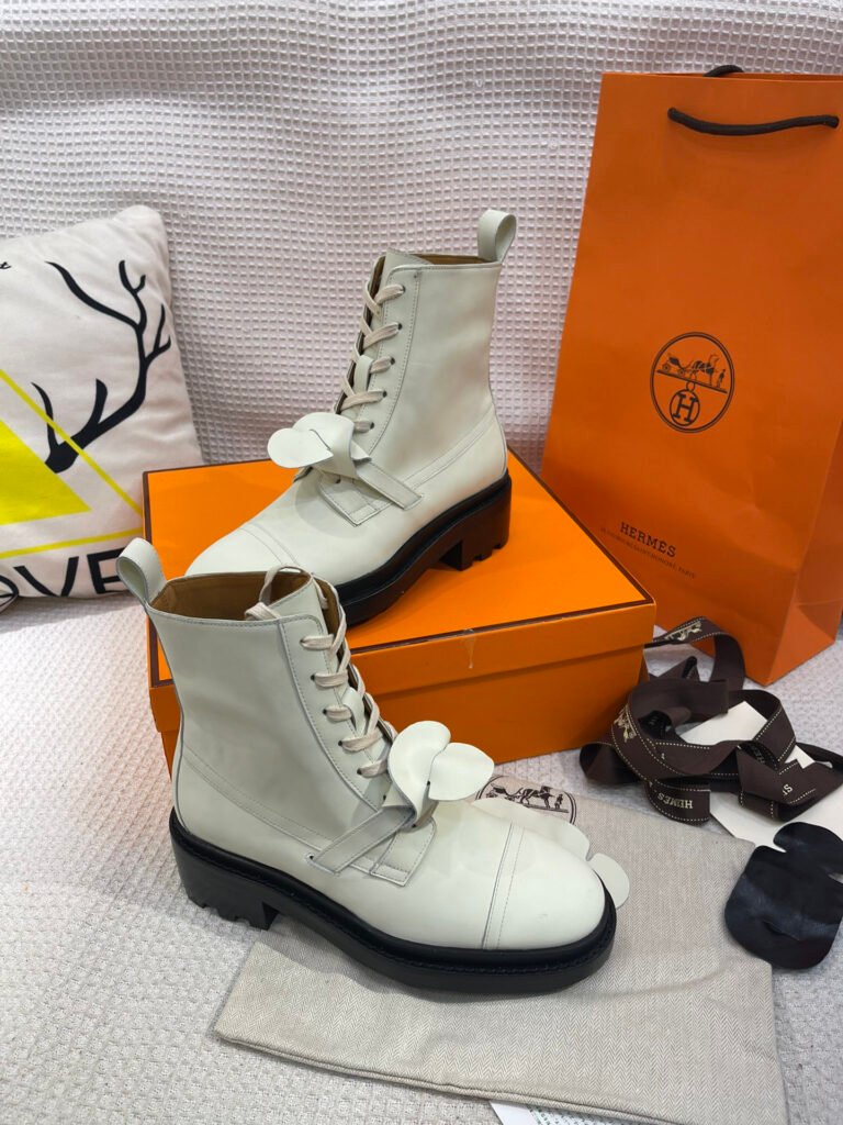 Hermès Unisex Boots detail 4