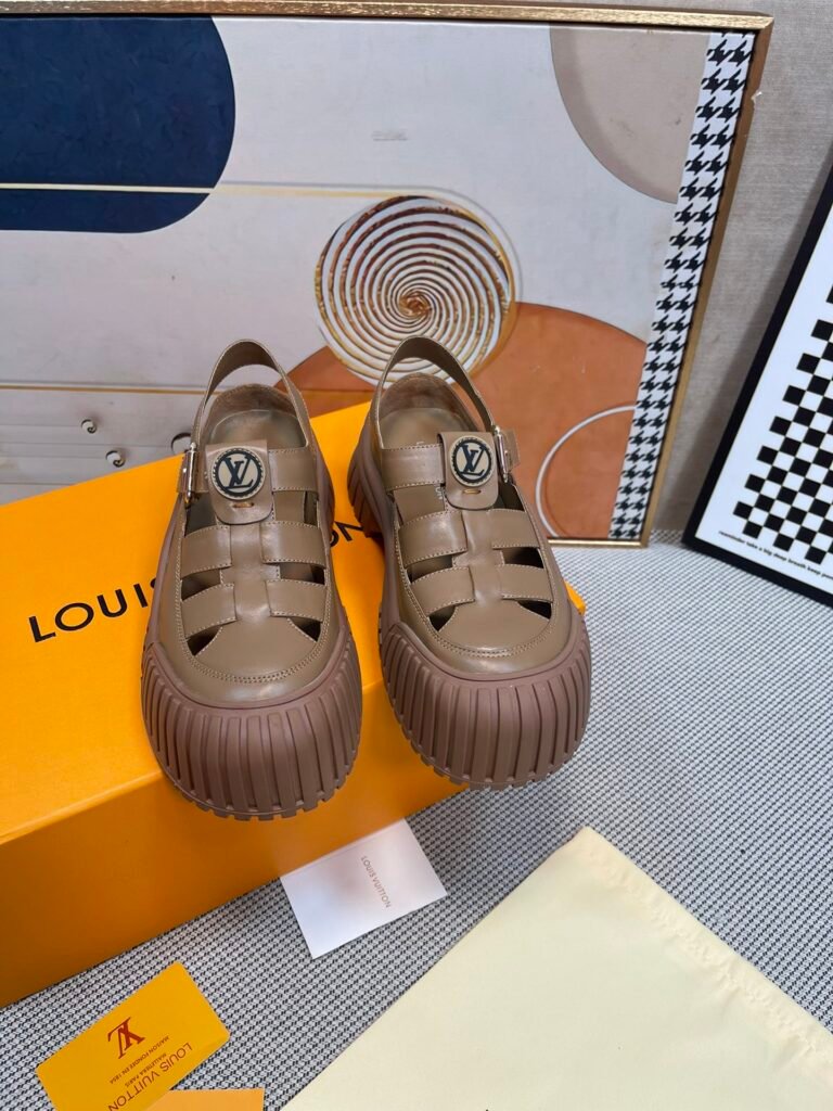 Louis Vuitton Unisex Sculpted-Sole Sneakers detail 4