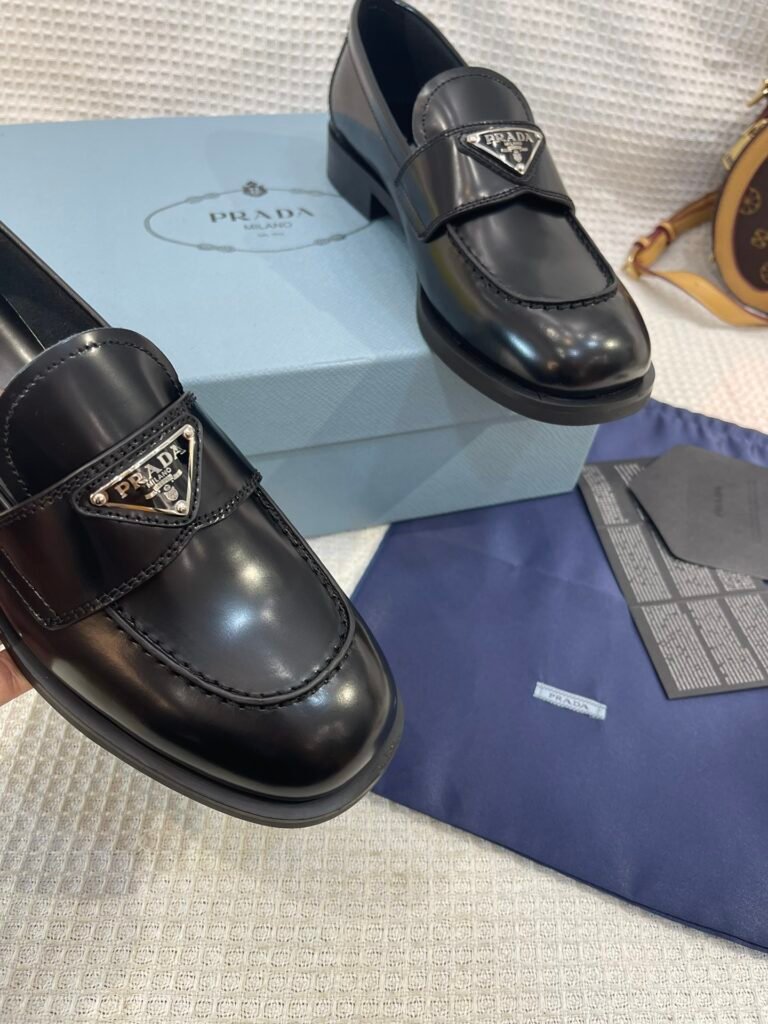 Prada Unisex Loafers detail image 4