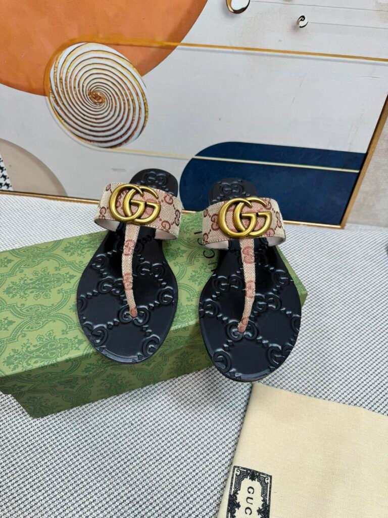 Gucci Unisex Slides detail image 4