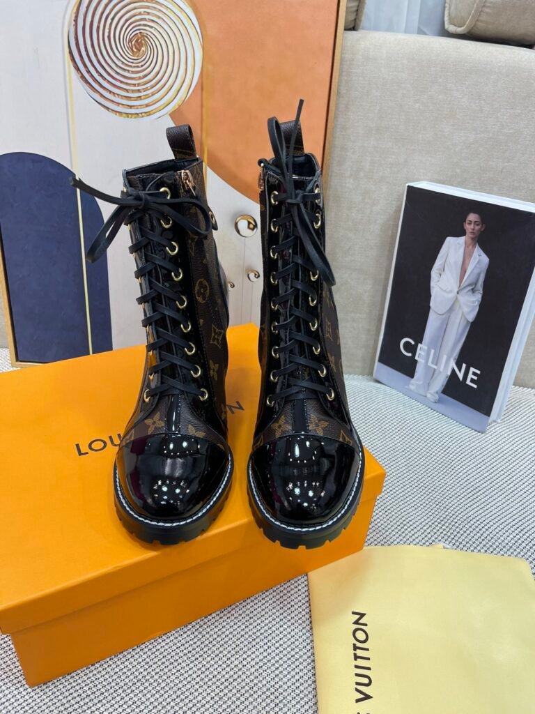 Louis Vuitton Unisex Boots detail image 4