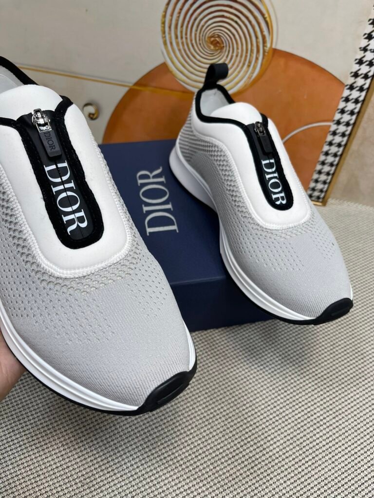 Dior Unisex Chunky Sneakers detail image 4