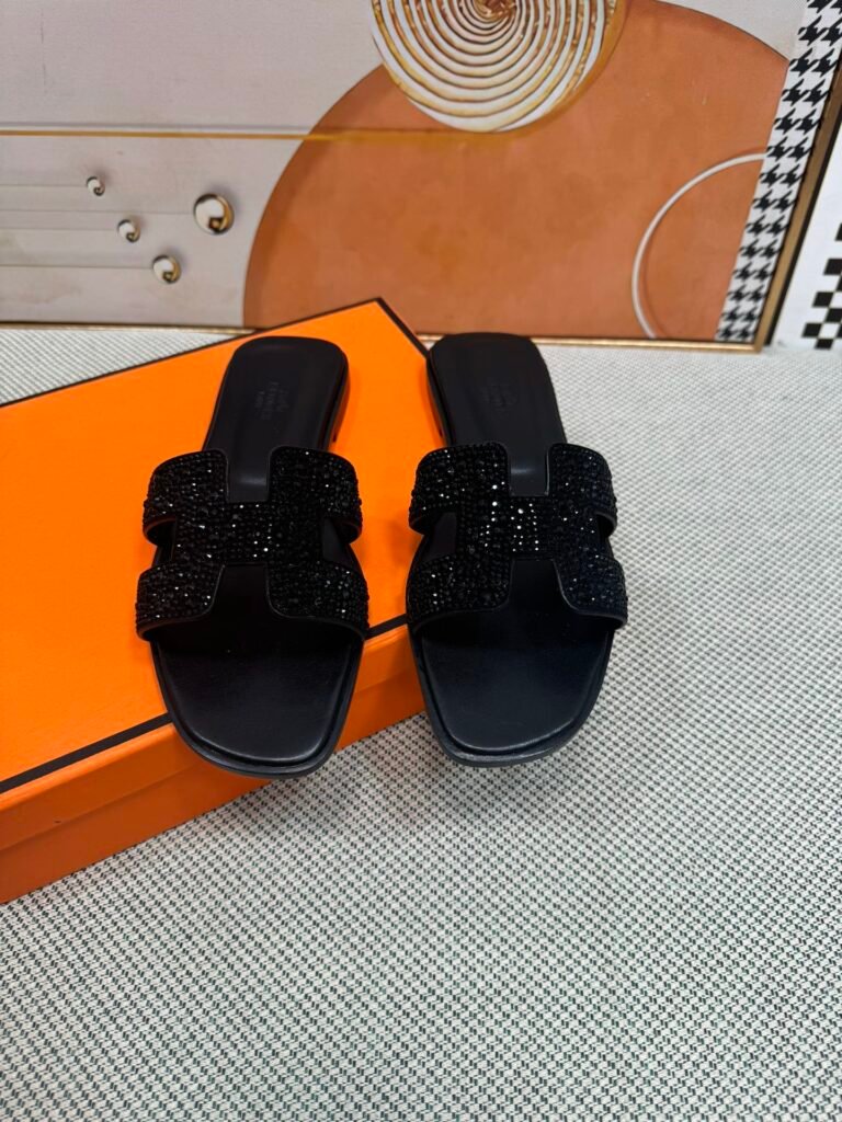 Hermès Unisex Slides detail 4