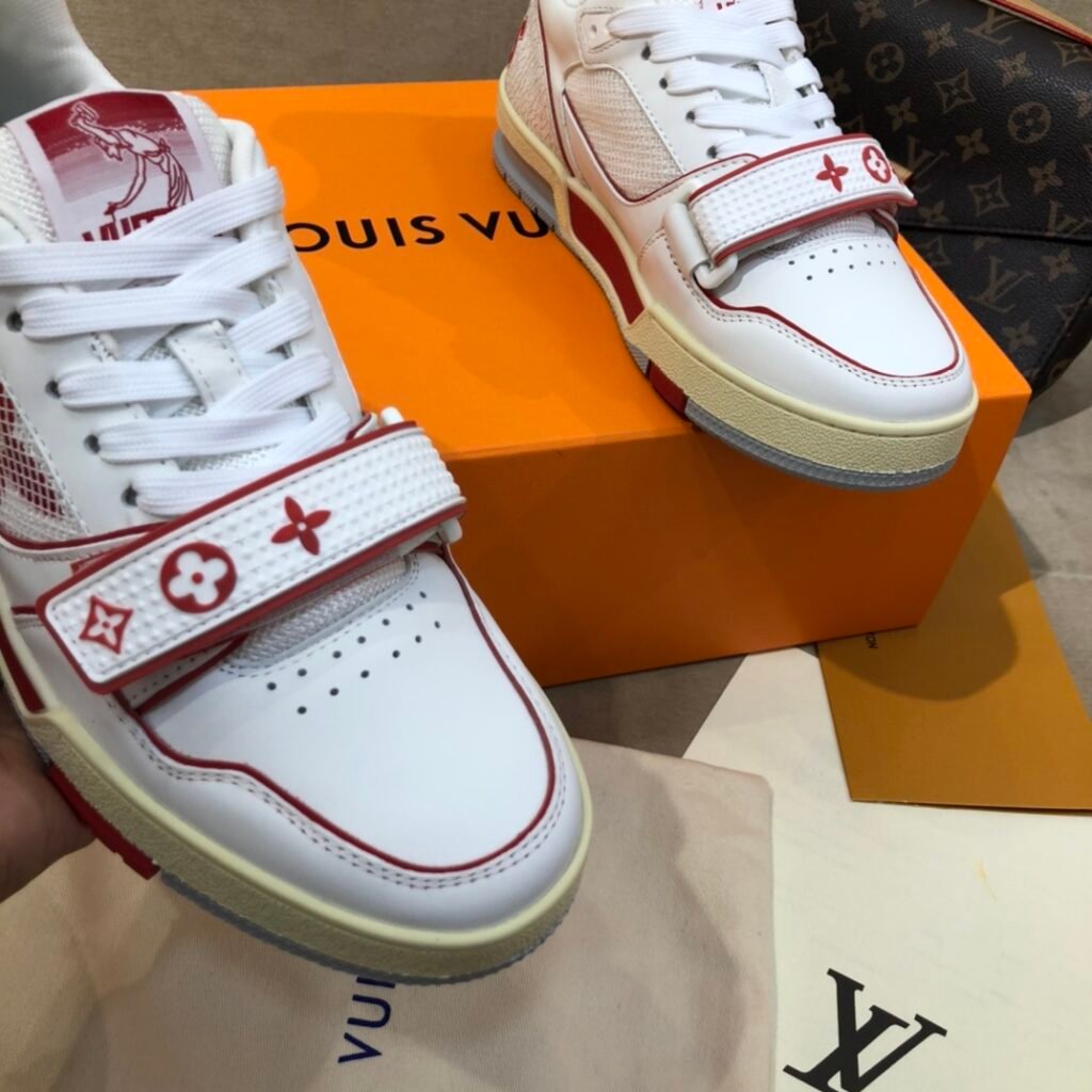 Louis Vuitton Unisex Basketball Sneakers detail 4