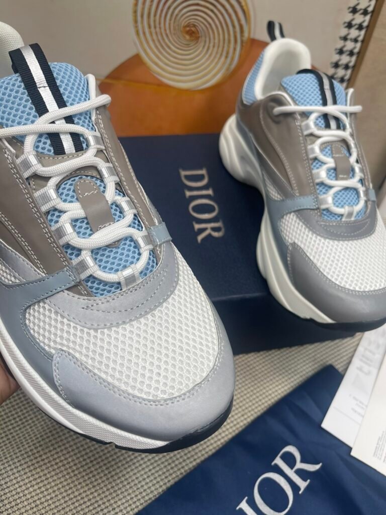 Dior Unisex Chunky Sneakers detail image 4