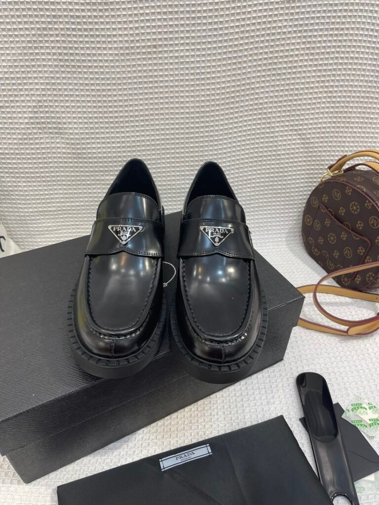 Prada Men's Loafers detail image 4