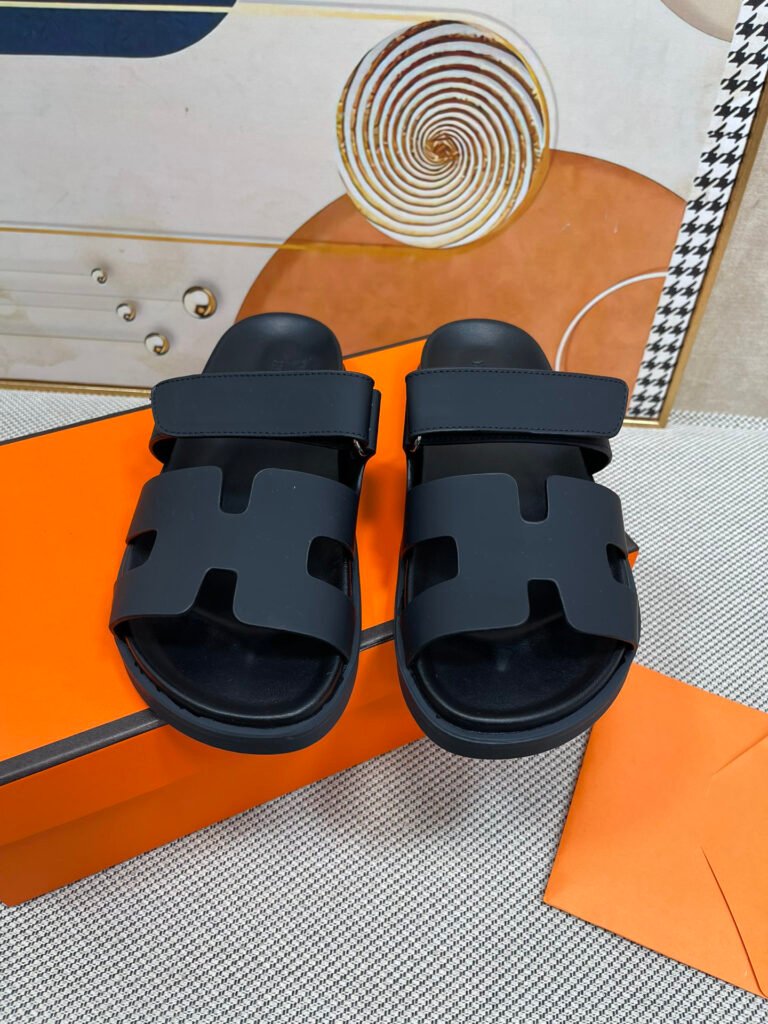 Hermès Unisex Slides detail 4