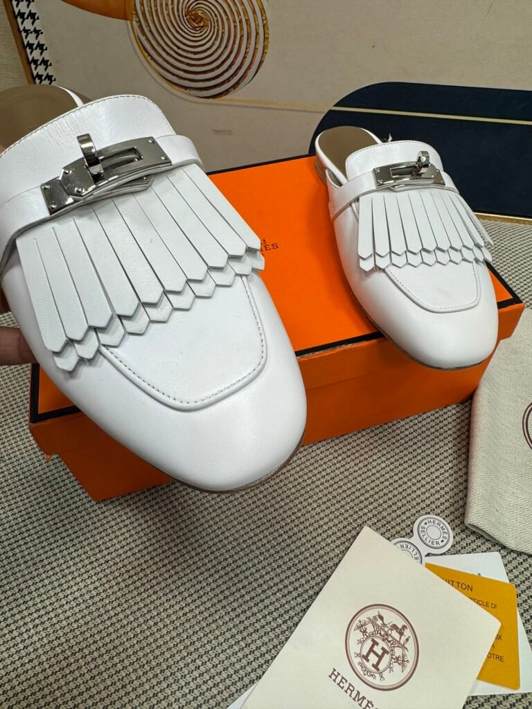 Hermès Unisex Loafers detail 4