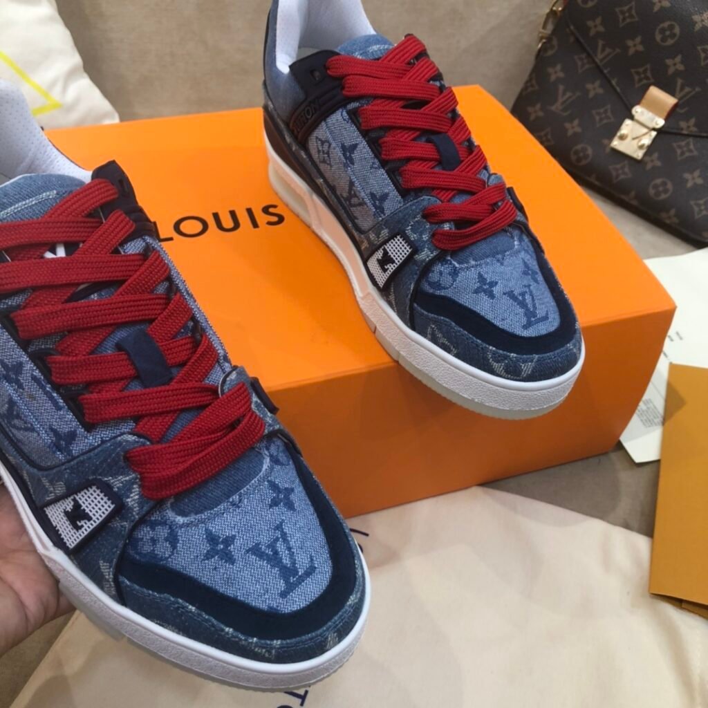 Louis Vuitton Unisex Basketball Sneakers detail 4
