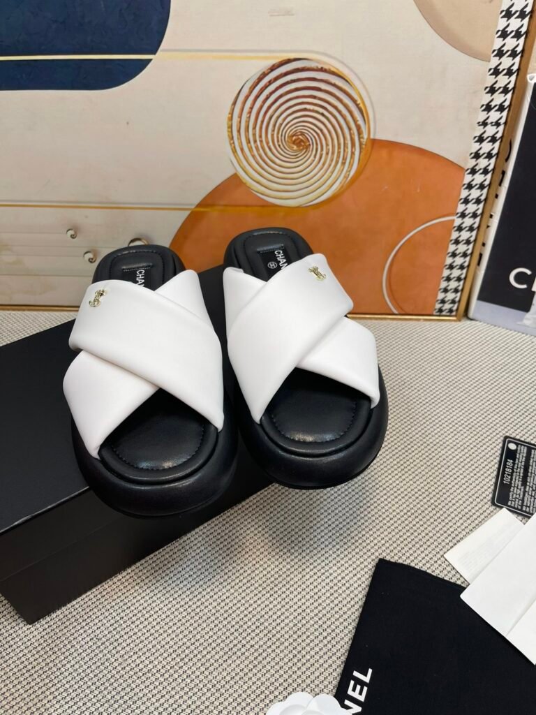 Chanel Unisex Slides detail 4