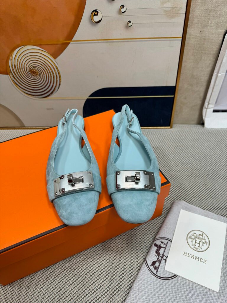 Hermès Unisex Sandals detail 4