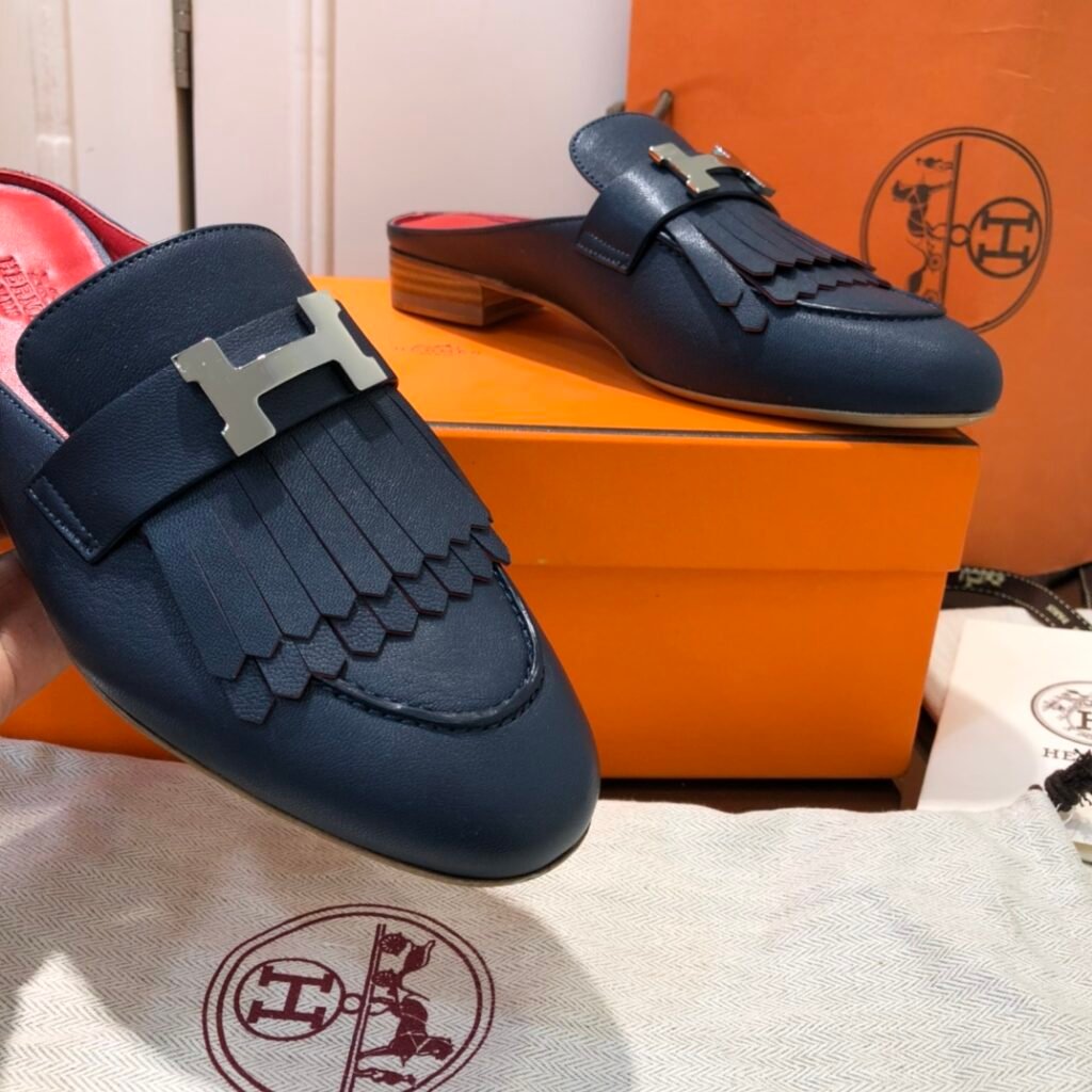 Hermès Unisex Loafers detail 4