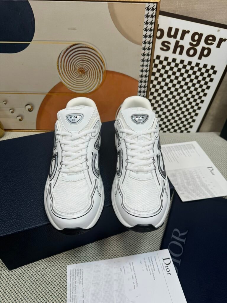 Dior Unisex Chunky Sneakers detail image 4