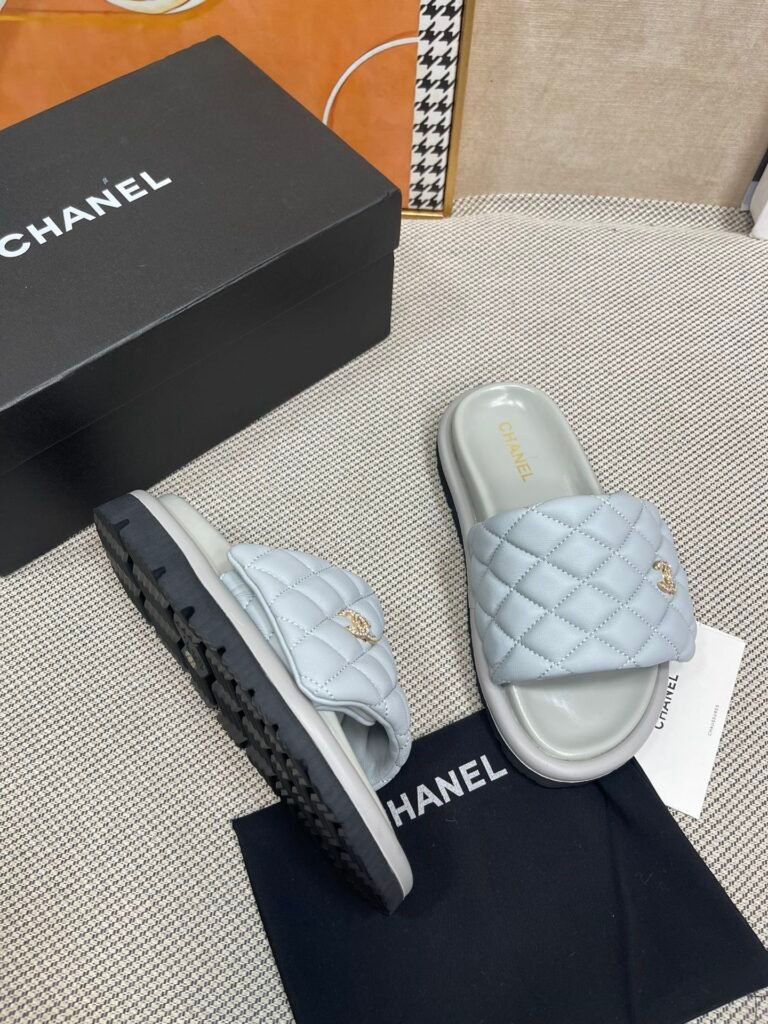 Chanel Women's Platform Sneakers detail image 4