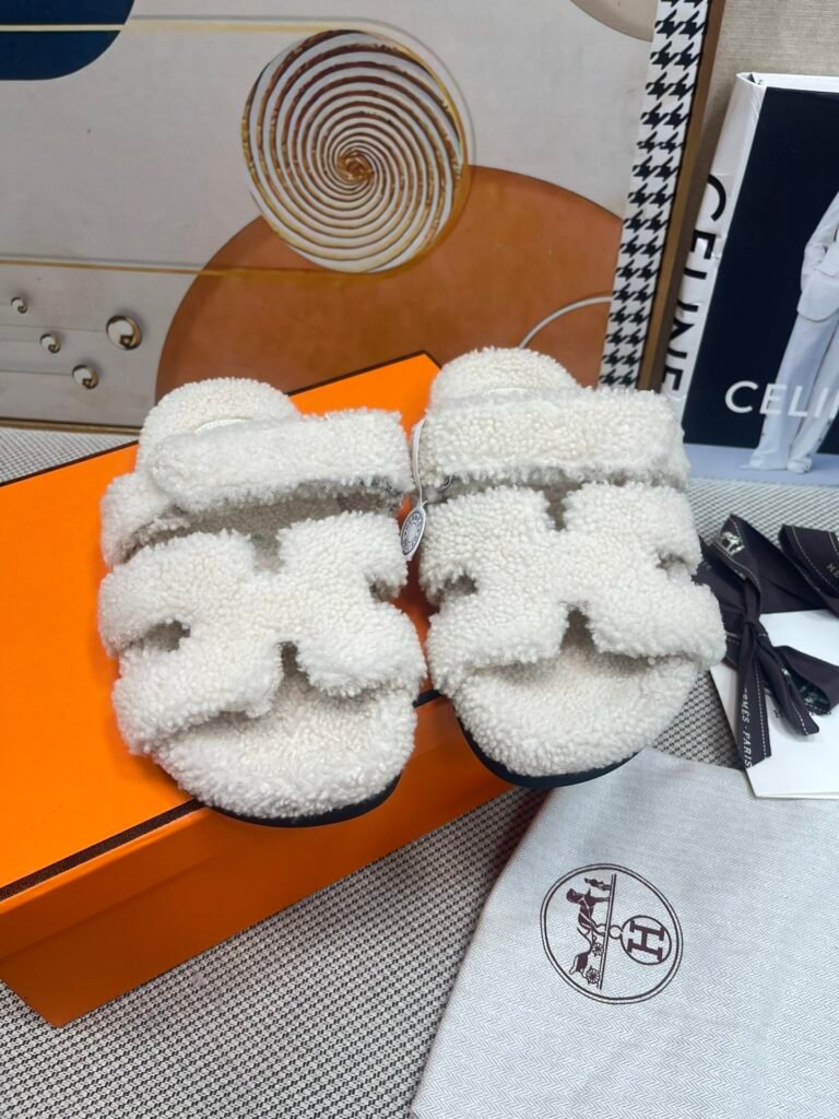Hermès Unisex Slides detail 4