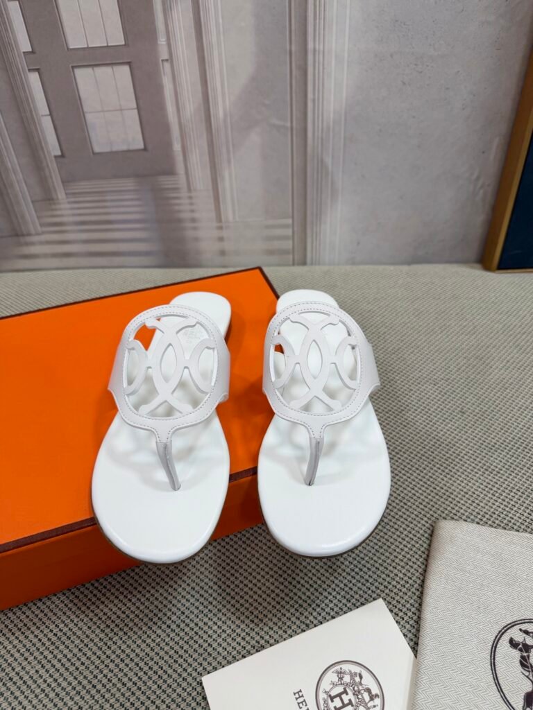 Hermès Unisex Slides detail 4