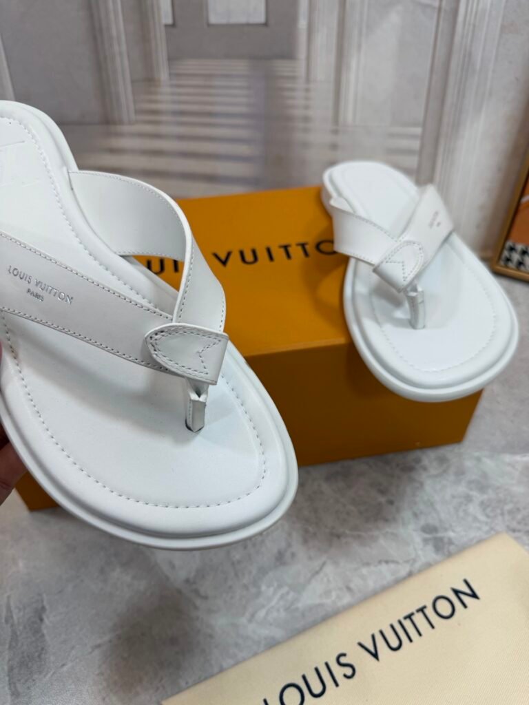 Louis Vuitton Men's Slides detail image 4