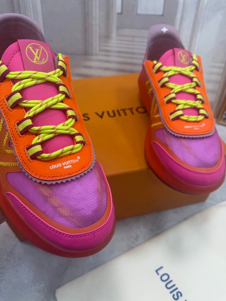 Louis Vuitton Unisex Athletic Sneakers detail image 4