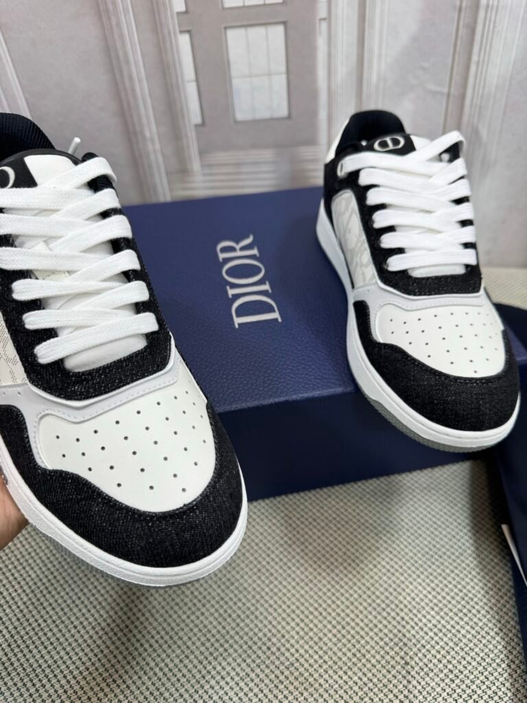 Dior Unisex Low-Top Sneakers detail image 4