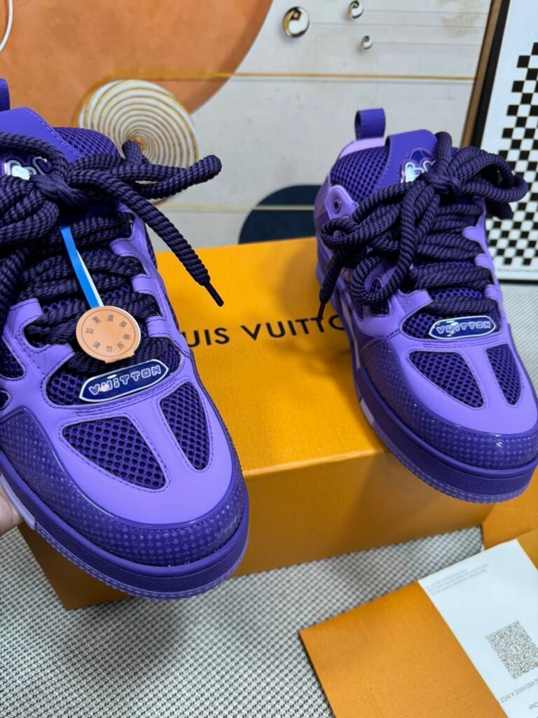 Louis Vuitton Unisex Chunky Sneakers detail 4