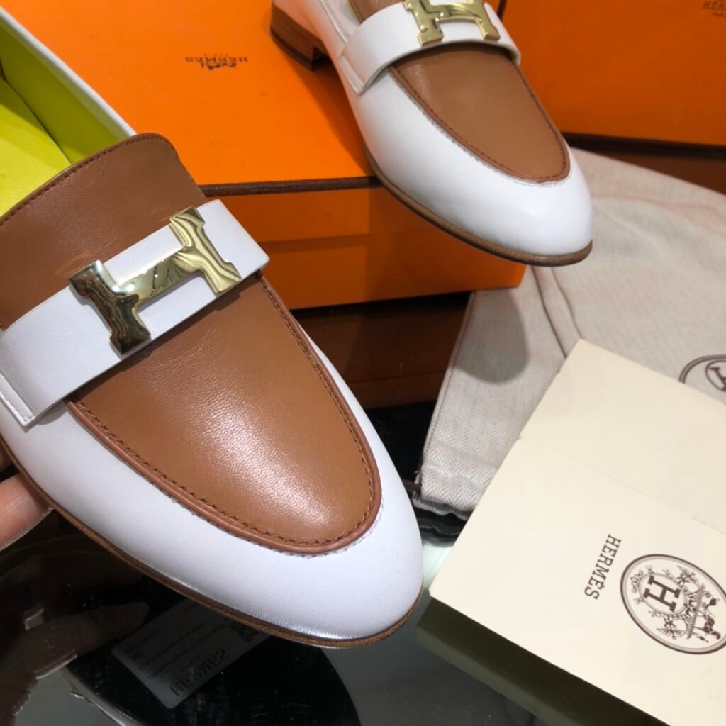 Hermès Unisex Loafers detail 4