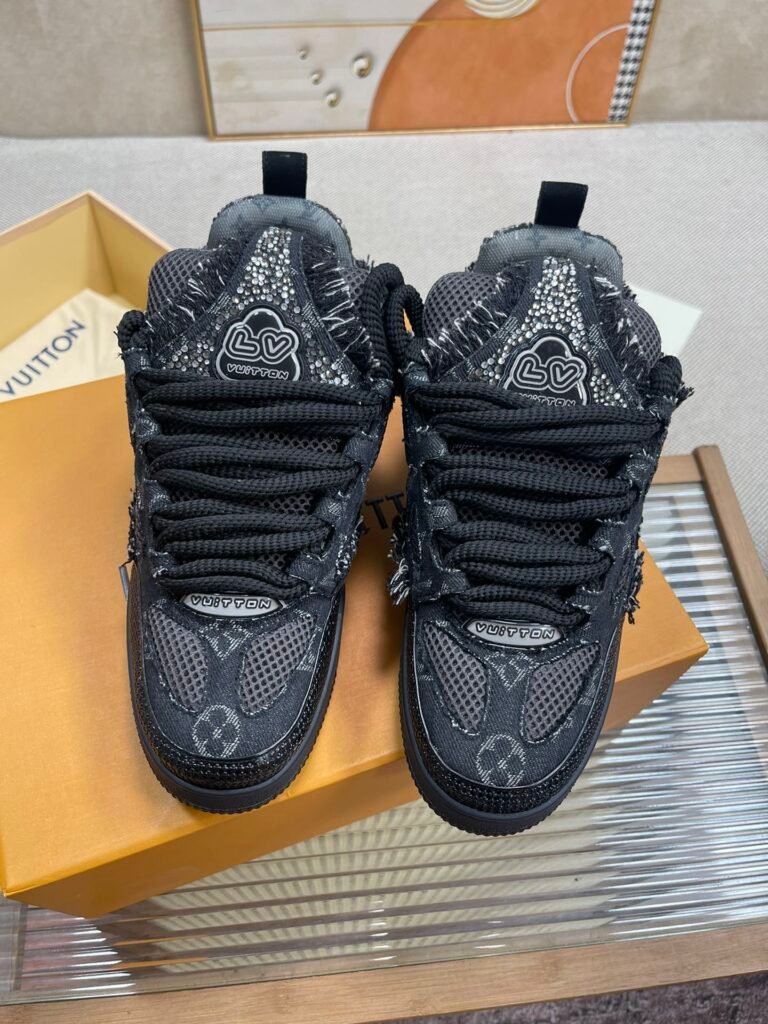 Louis Vuitton Unisex Basketball Sneakers detail 4