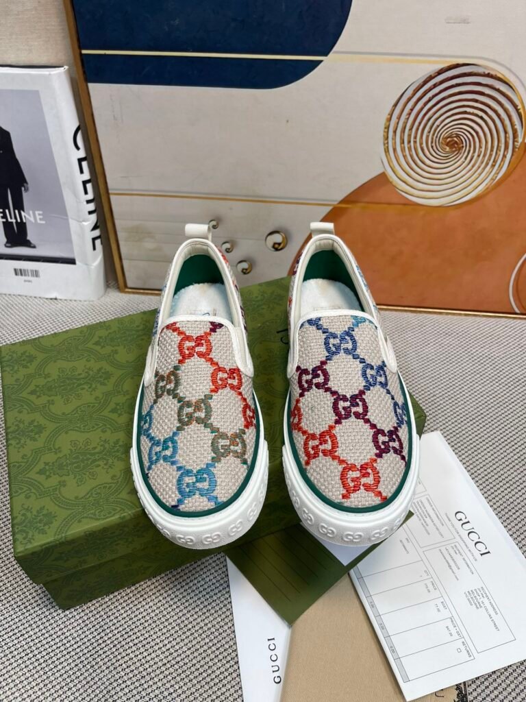Gucci Unisex Tennis Sneakers detail image 4