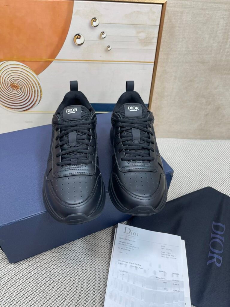 Dior Unisex Chunky Sneakers detail 4