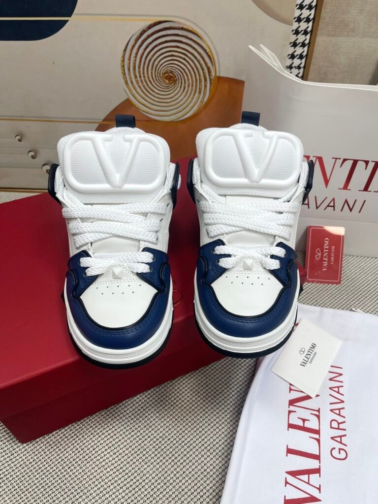 Valentino Garavani Unisex Chunky Sneakers detail image 4