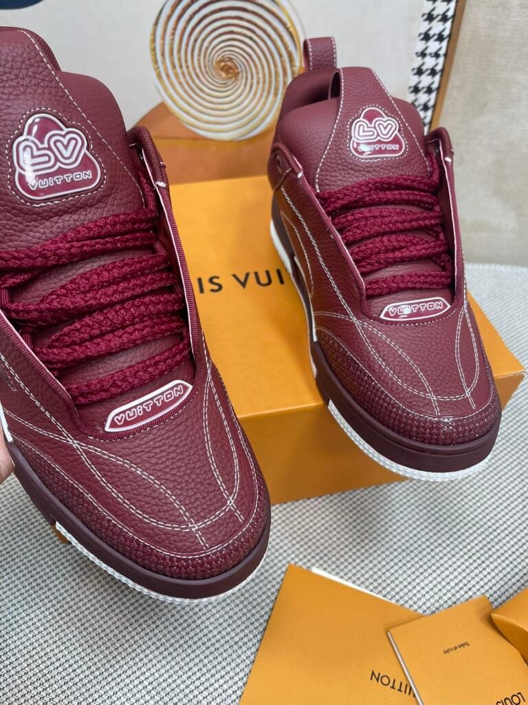 Louis Vuitton Unisex Chunky Sneakers detail 4