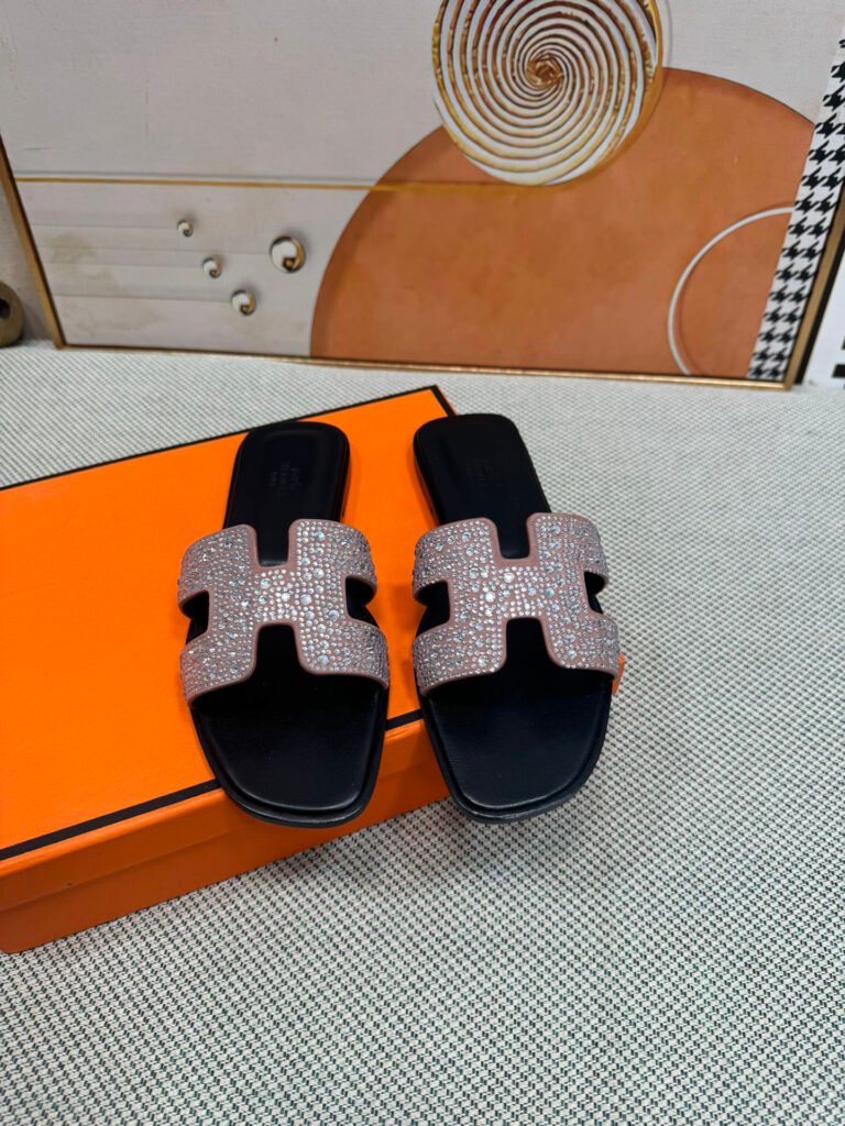 Hermès Unisex Slides detail 4