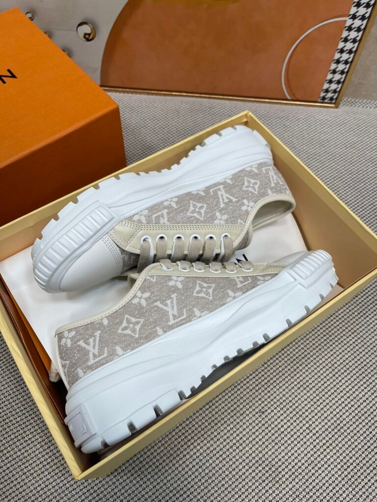 Louis Vuitton Women's Sculpted-Sole Sneakers detail image 4