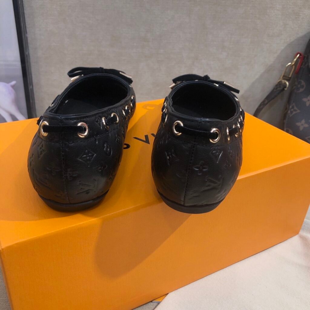 Louis Vuitton Women's Driving Loafers detail image 4