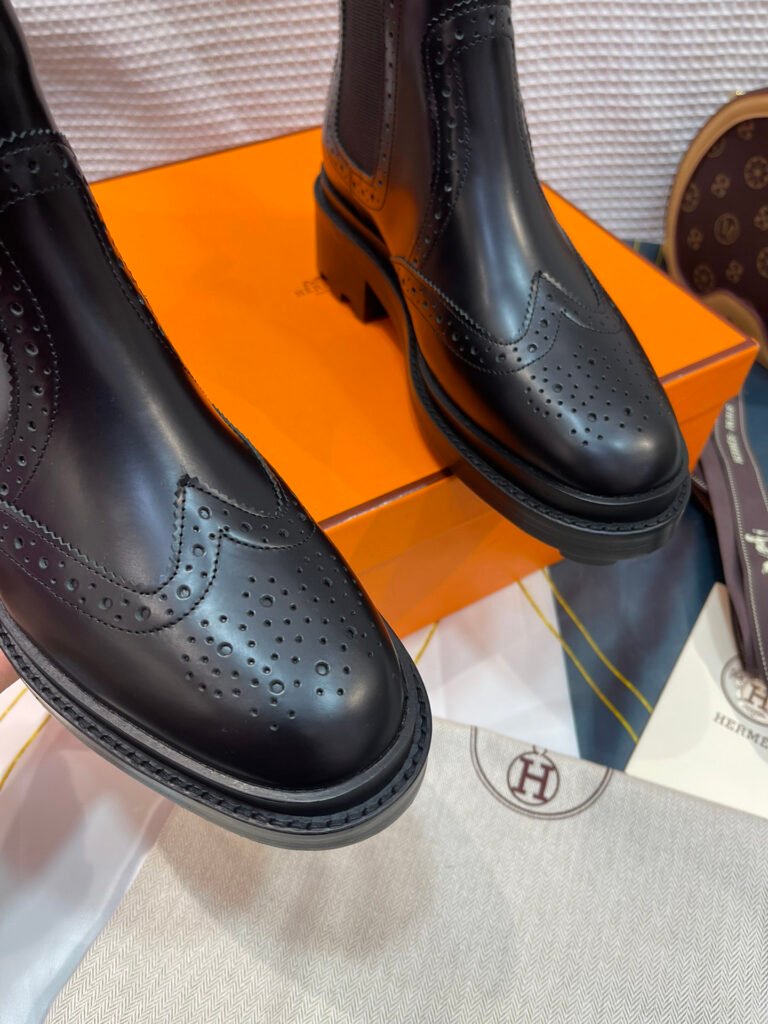 Hermès Unisex Boots detail 4