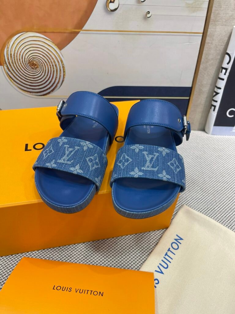 Louis Vuitton Unisex Sandals detail image 4