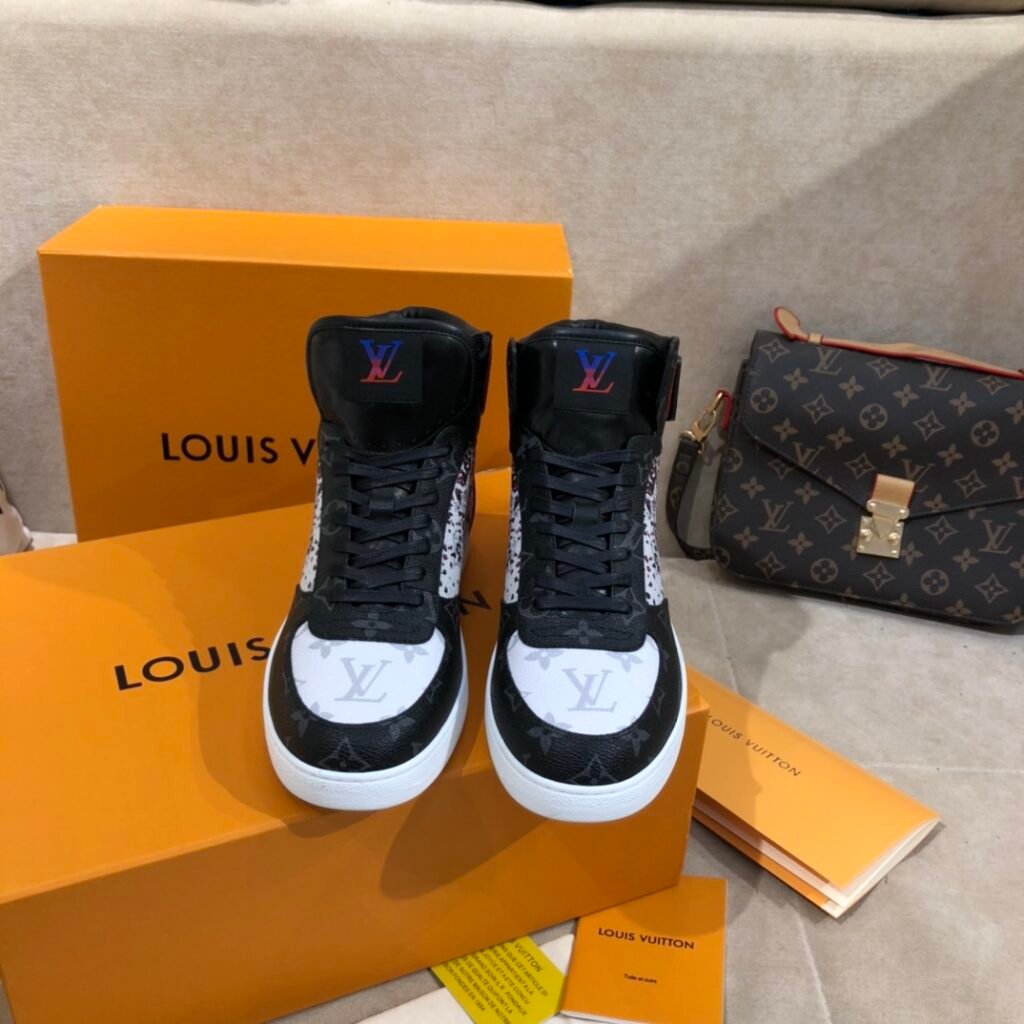 Louis Vuitton Unisex High-Top Sneakers detail 4