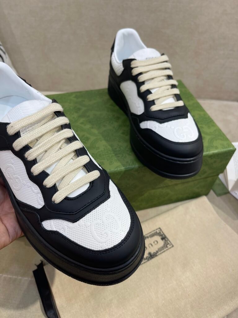 Gucci Unisex Chunky Sneakers detail 4