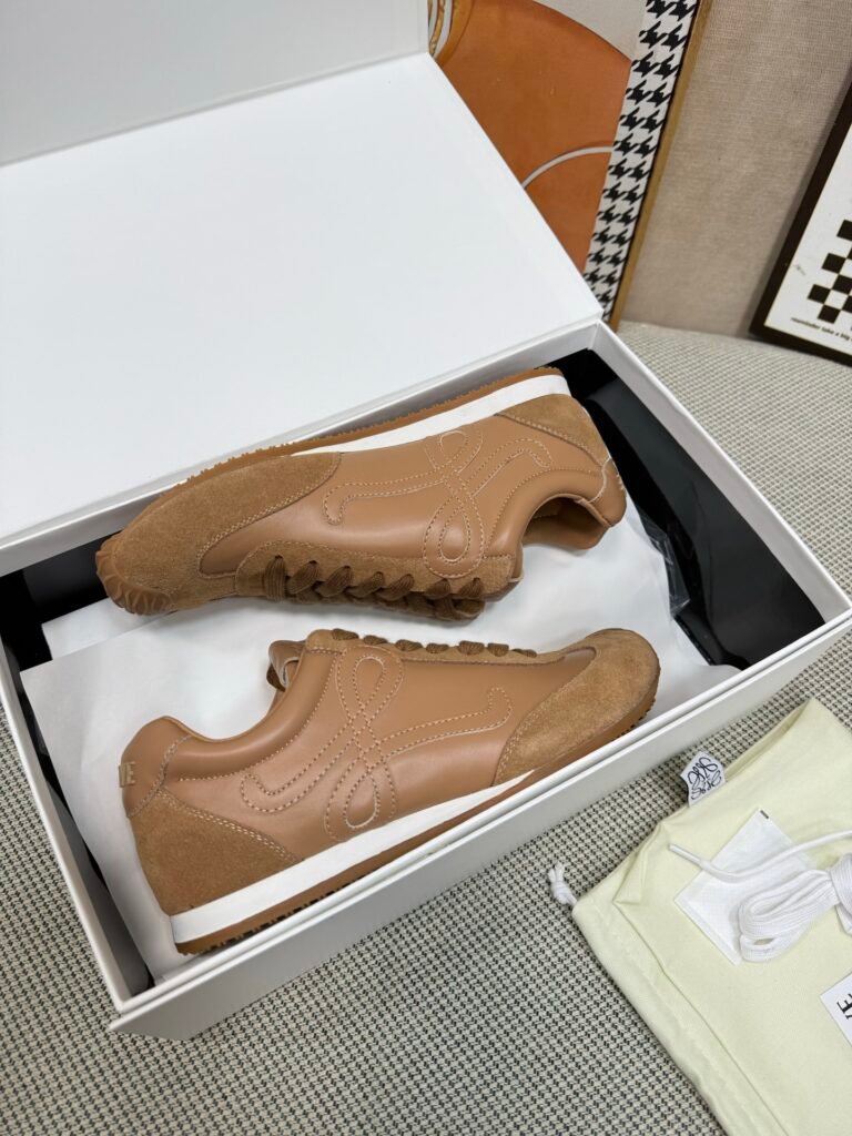 Loewe Unisex Low-Top Sneakers detail image 5