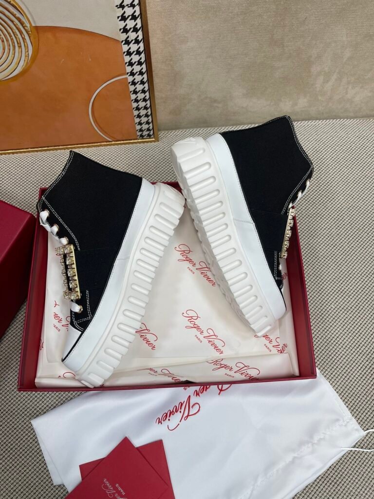 Roger Vivier Unisex High-Top Sneakers detail image 5