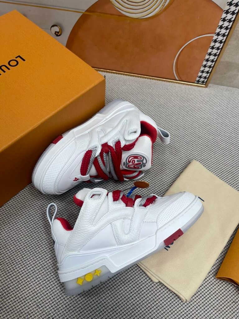 Louis Vuitton Unisex Chunky Sneakers detail 5