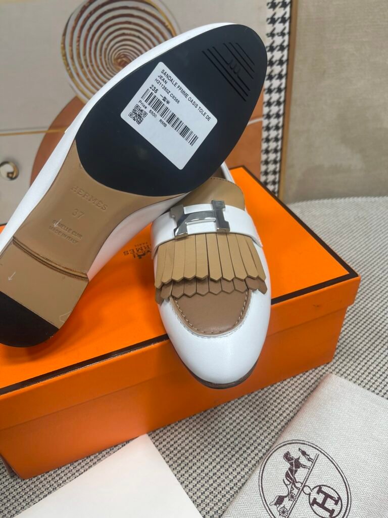 Hermès Unisex Loafers detail 5