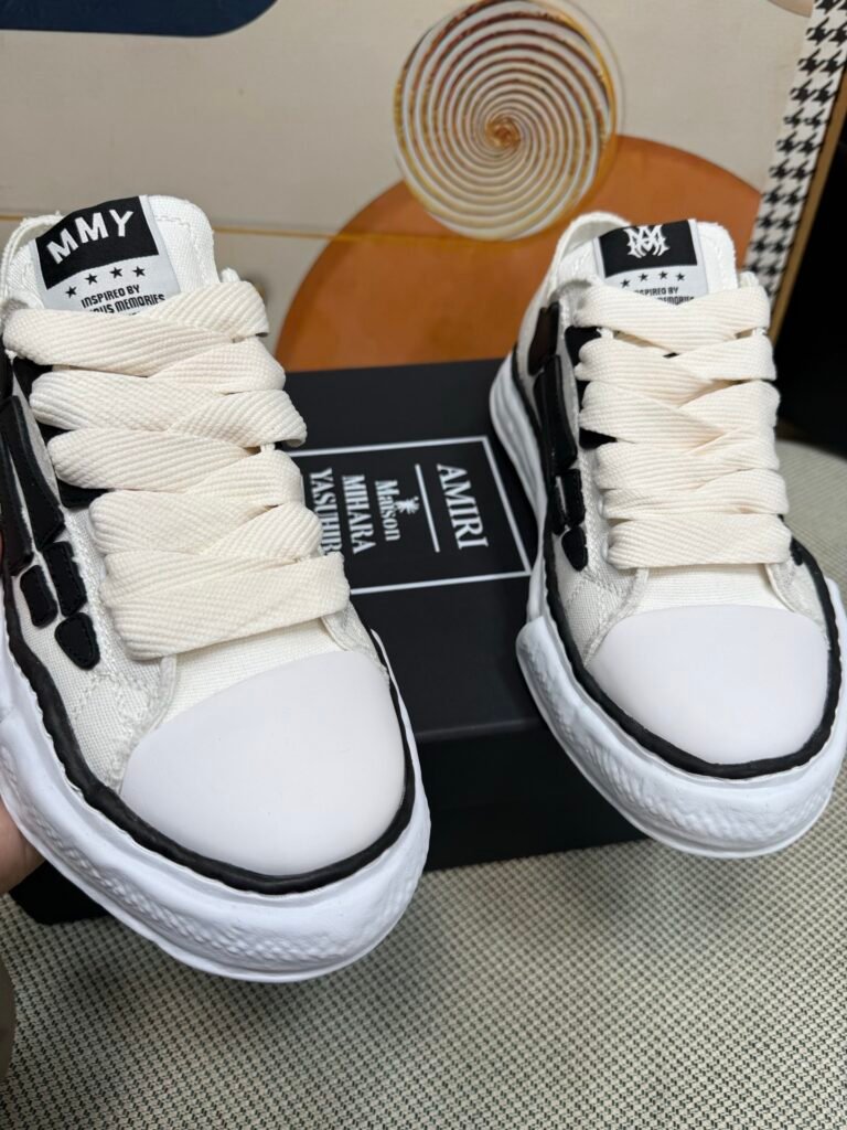 AMIRI Unisex Chunky Sneakers detail image 5