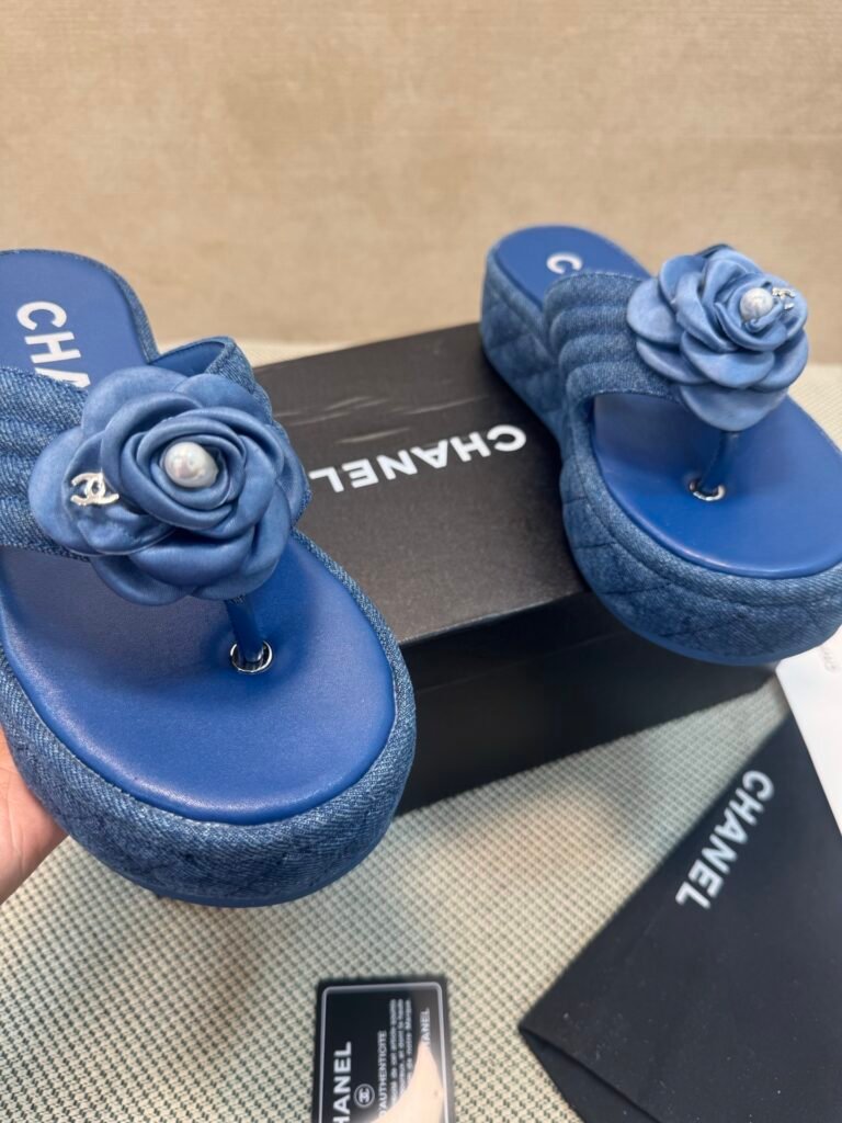 Chanel Women's Platform Sneakers detail image 5