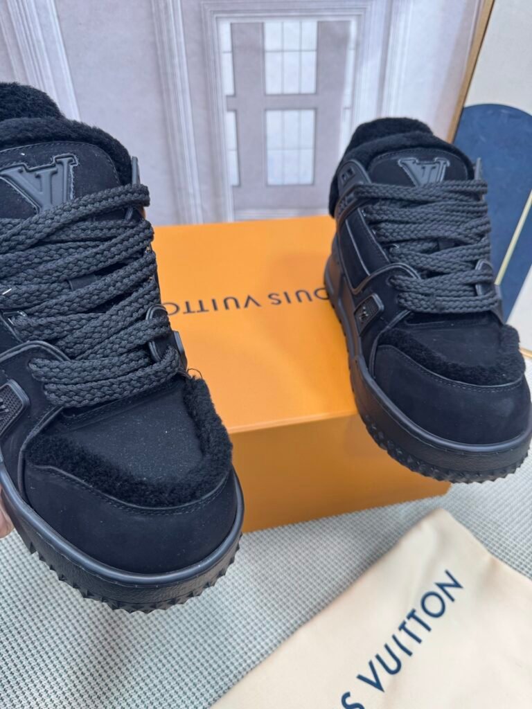 Louis Vuitton Unisex Basketball Sneakers detail 5