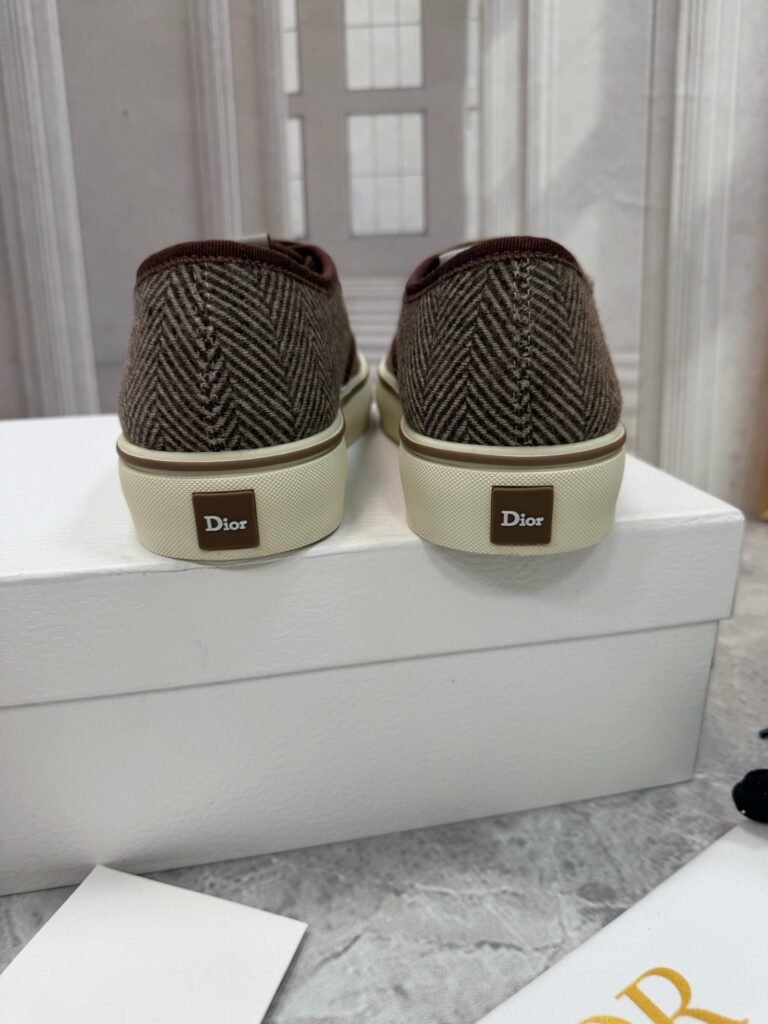 Dior Unisex Low-Top Sneakers detail image 5