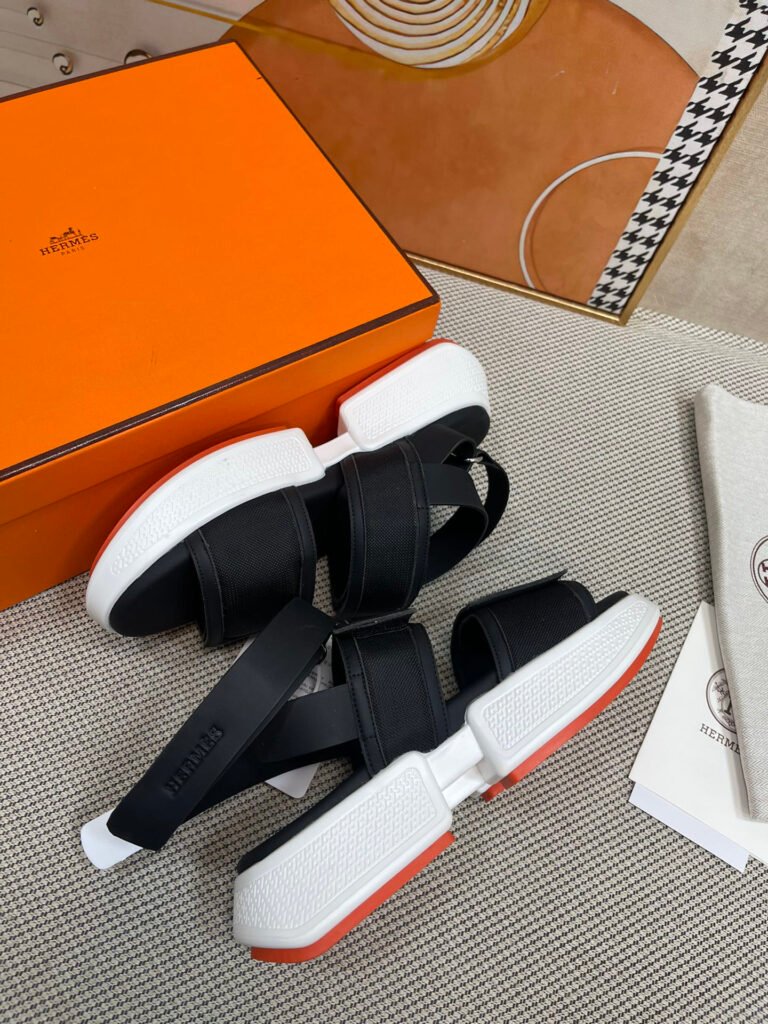 Hermès Unisex Slides detail 5