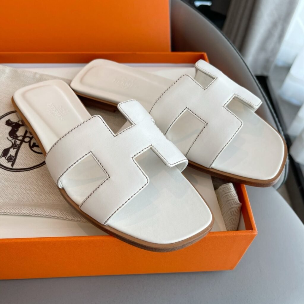 Hermès Unisex Slides detail 5