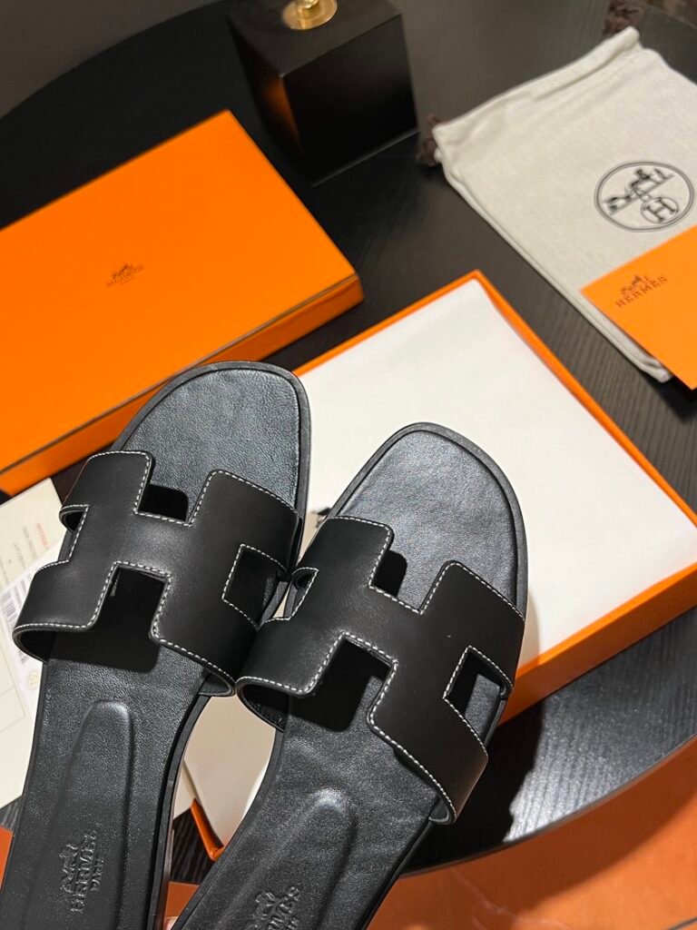 Hermès Unisex Slides detail 5