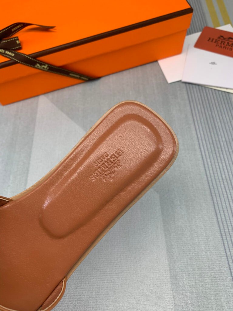 Hermès Unisex Slides detail 5