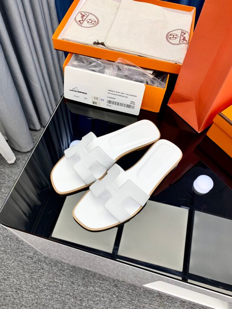Hermès Unisex Slides detail 5
